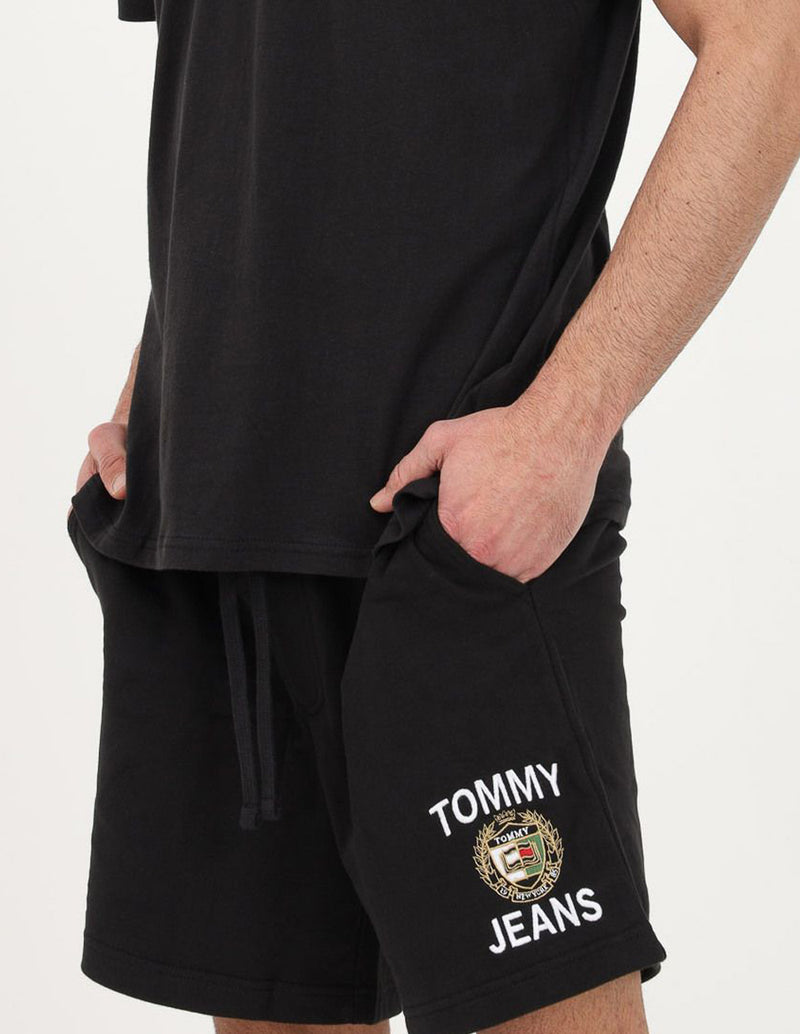 Pantalón Corto Tommy Jeans con Logo Negro Hombre