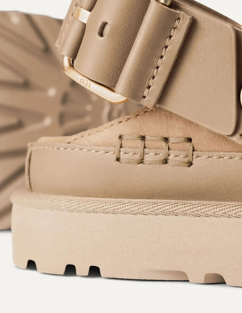 Zuecos UGG Goldenstar Villa Marrones Mujer