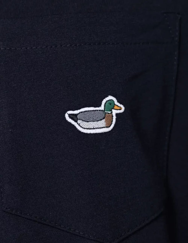 Camiseta Edmmond Studios Duck Patch Azul Marino Hombre