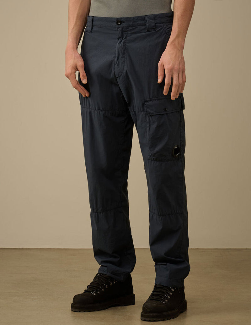 Pantalón C.P. Company 50 Fili Strech Zip Loose Azul Hombre