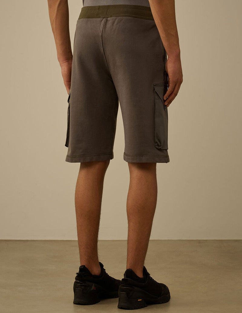 Pantalón Corto C.P. Company Diagonal Fleece Mixed Marrón Hombre