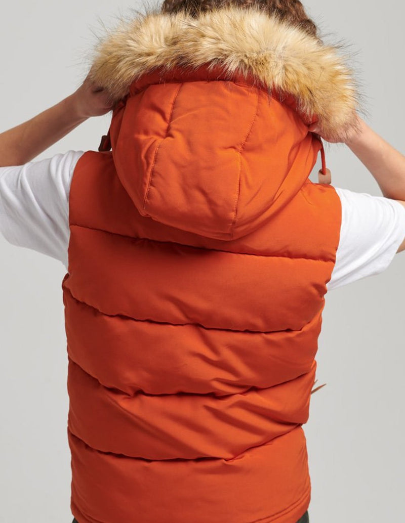 Chaleco Superdry Everest con Capucha con Pelo Sintético Naranja Mujer
