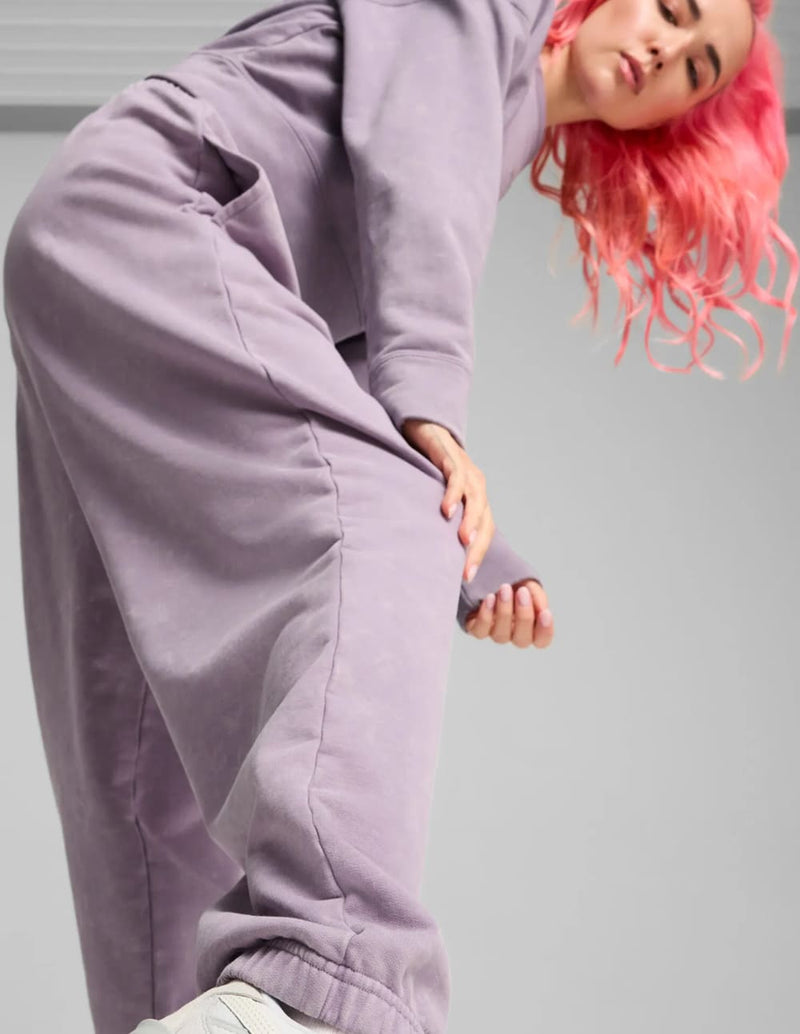 Pantalón Puma Dare To Efecto Lavado Morado Mujer