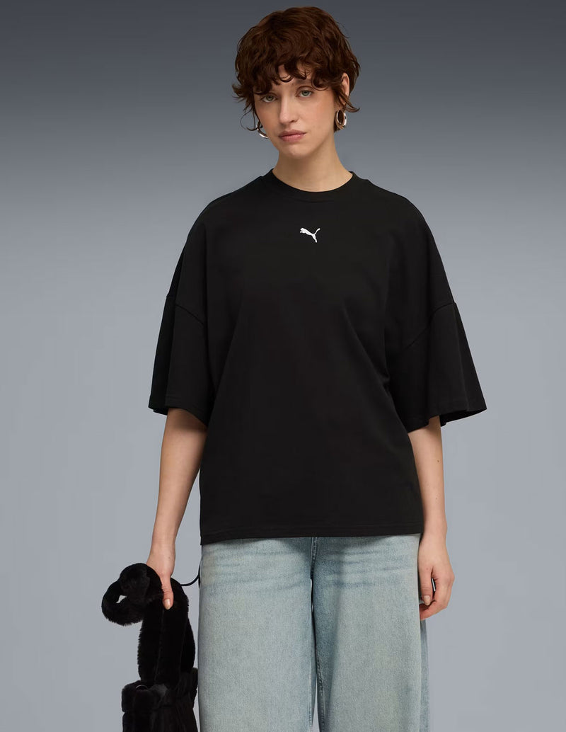 Camiseta Puma DARE TO Oversized Ruched Negra Mujer
