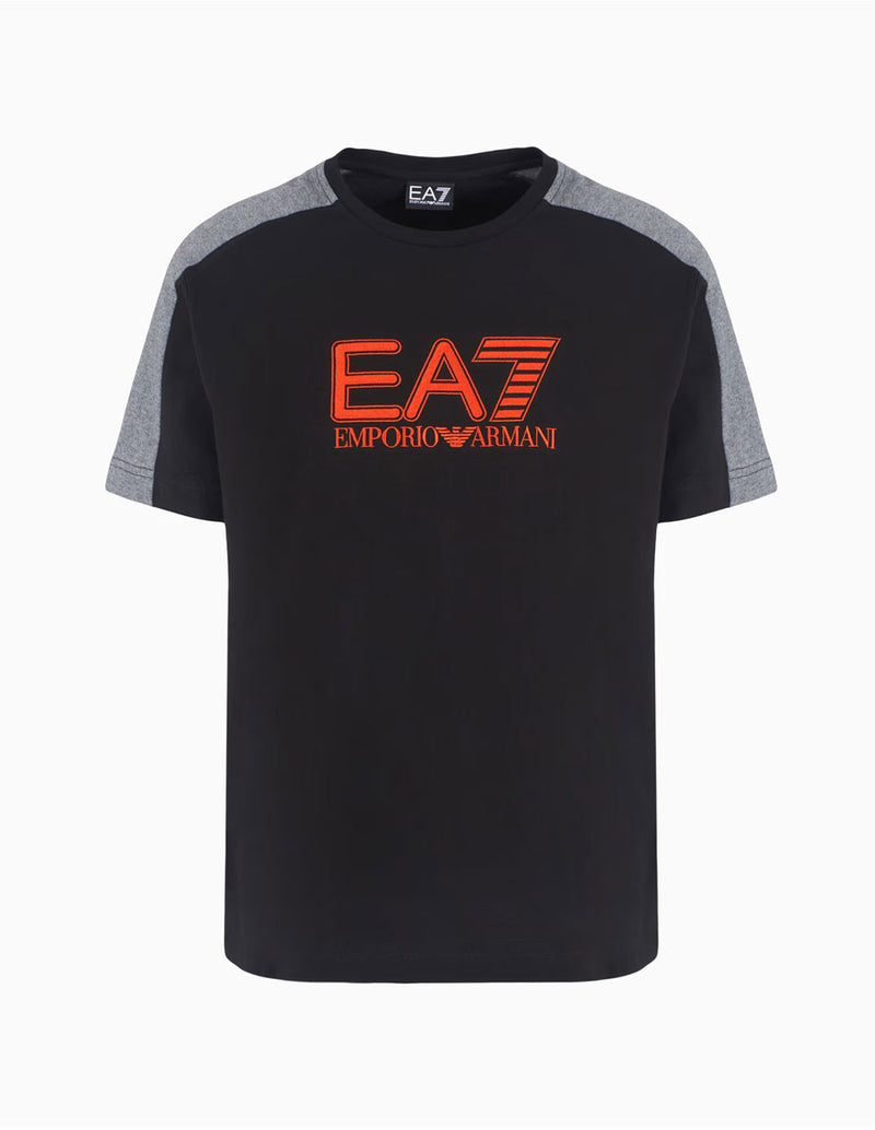 Camiseta Emporio Armani EA7 con Visibility Negra Hombre