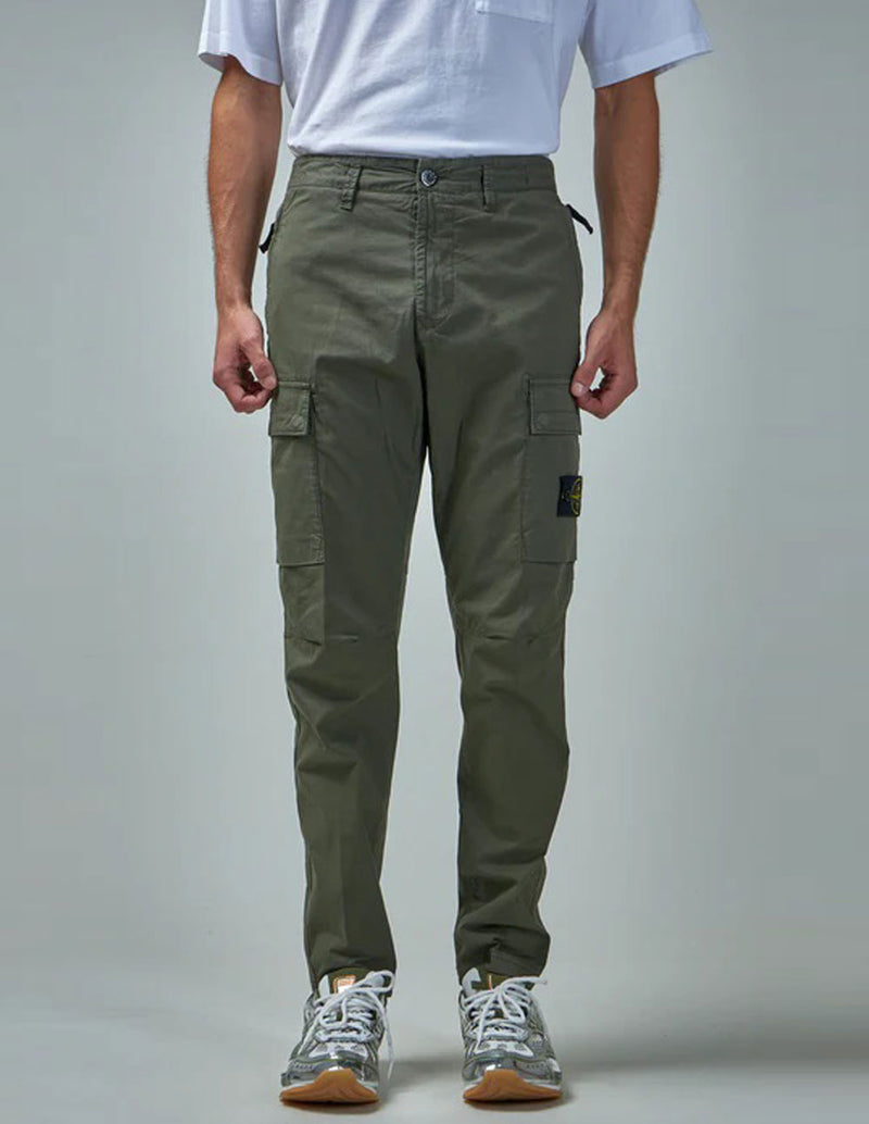 Pantalón Stone Island Cargo con Logo Verde Hombre