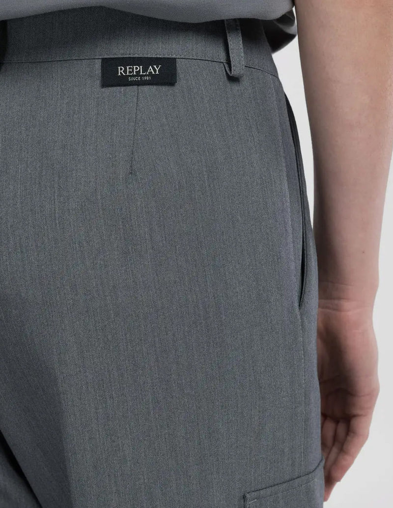 Pantalón Replay Cargo Comfort Fit Gris Mujer