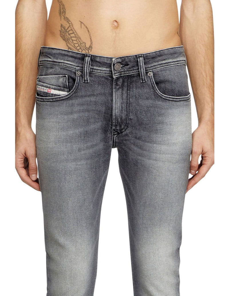 Pantalón Vaquero DIESEL 1979 Sleenker 0bmbs Gris Hombre