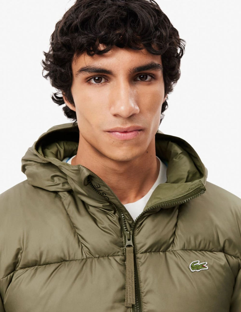 Plumas Lacoste con Capucha Hidrófugo Verde Hombre