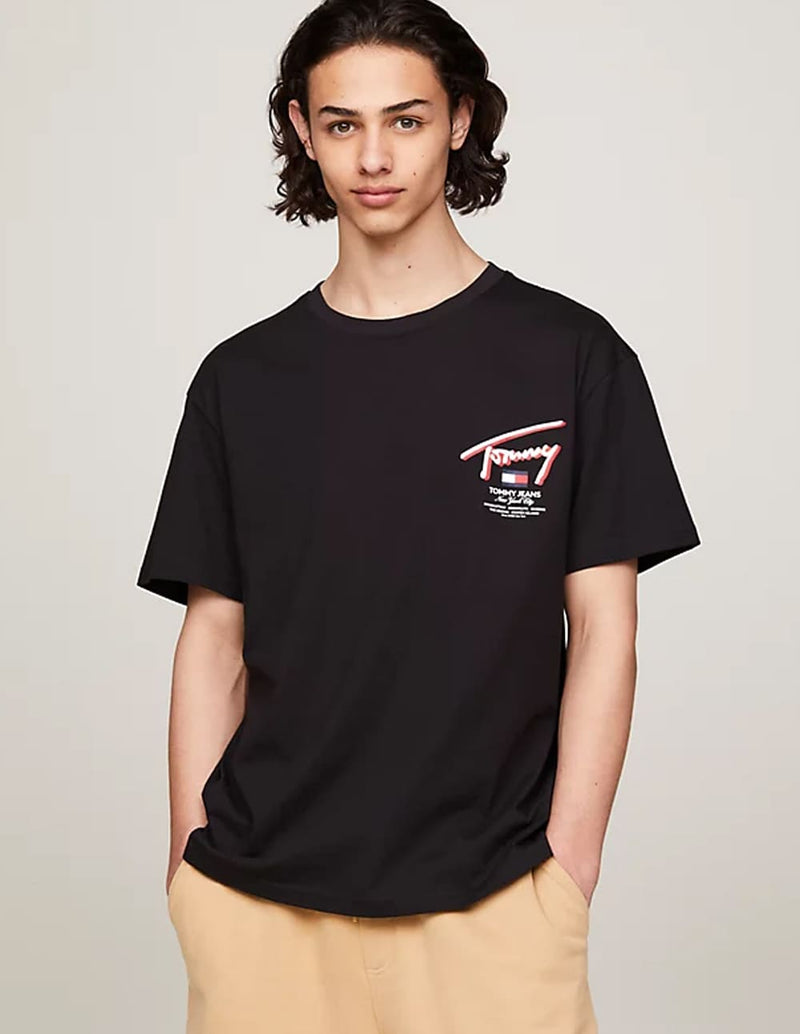 Camiseta Tommy Jeans con Logo Trasero Negra Hombre