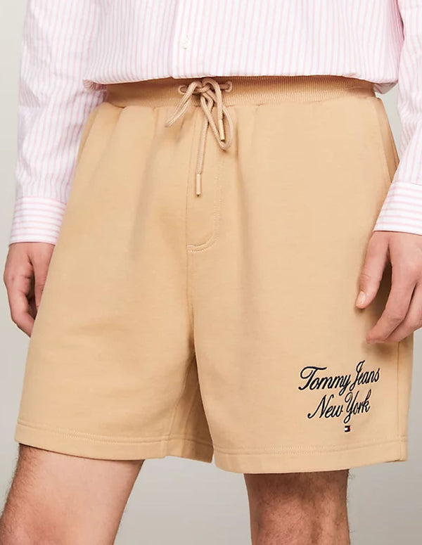 Pantalón Corto Tommy Jeans con Logo Beige Hombre