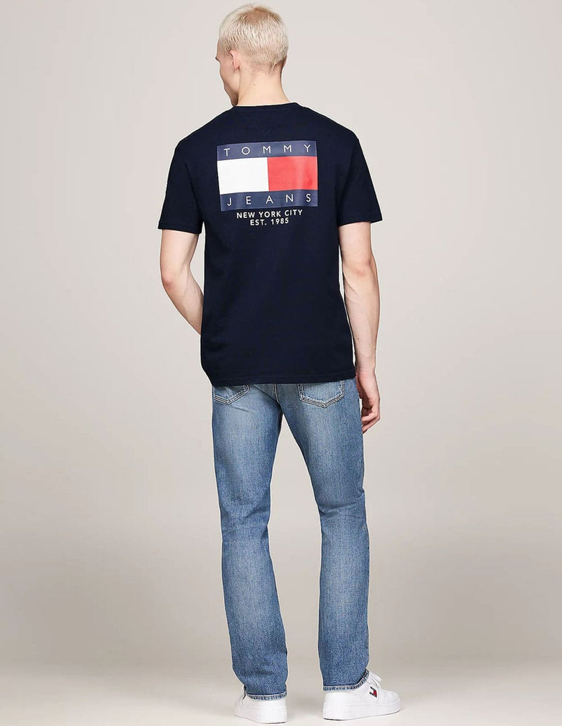 Camiseta Tommy Jeans con Logo en la Espalda Azul Marino Hombre