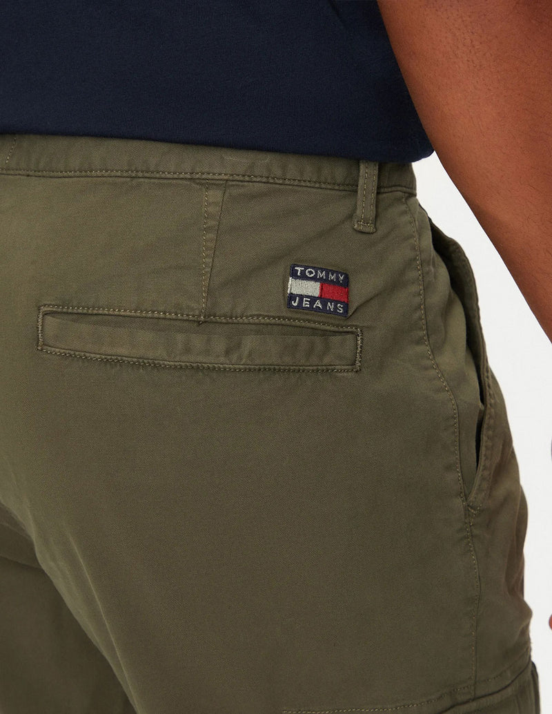 Pantalón Tommy Jeans Austin Verde Hombre