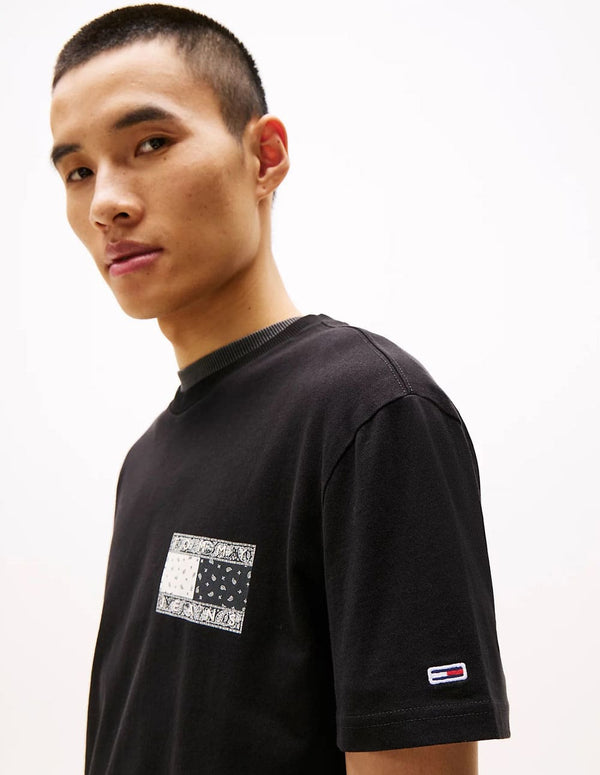 Camiseta Tommy Jeans con Estampado en la Espalda Negra Hombre