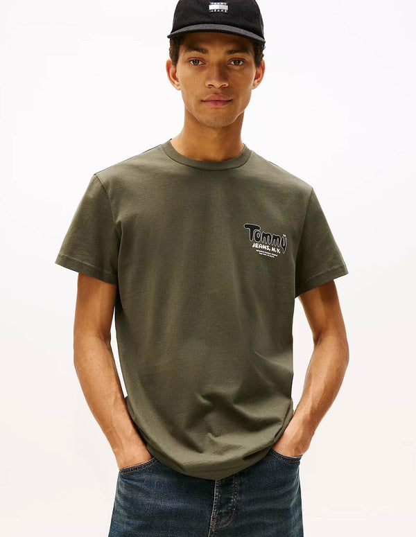 Camiseta Tommy Jeans con Logo Verde Hombre