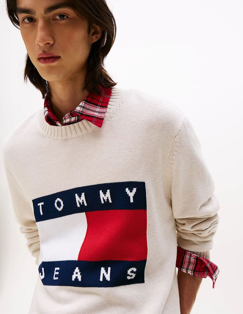 Jersey Tommy Jeans Logo Patch Beige Hombre