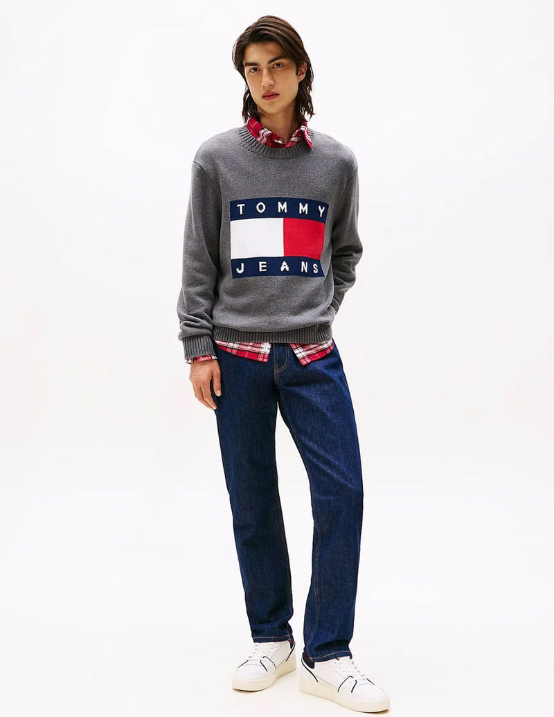 Jersey Tommy Jeans Logo Patch Gris Hombre