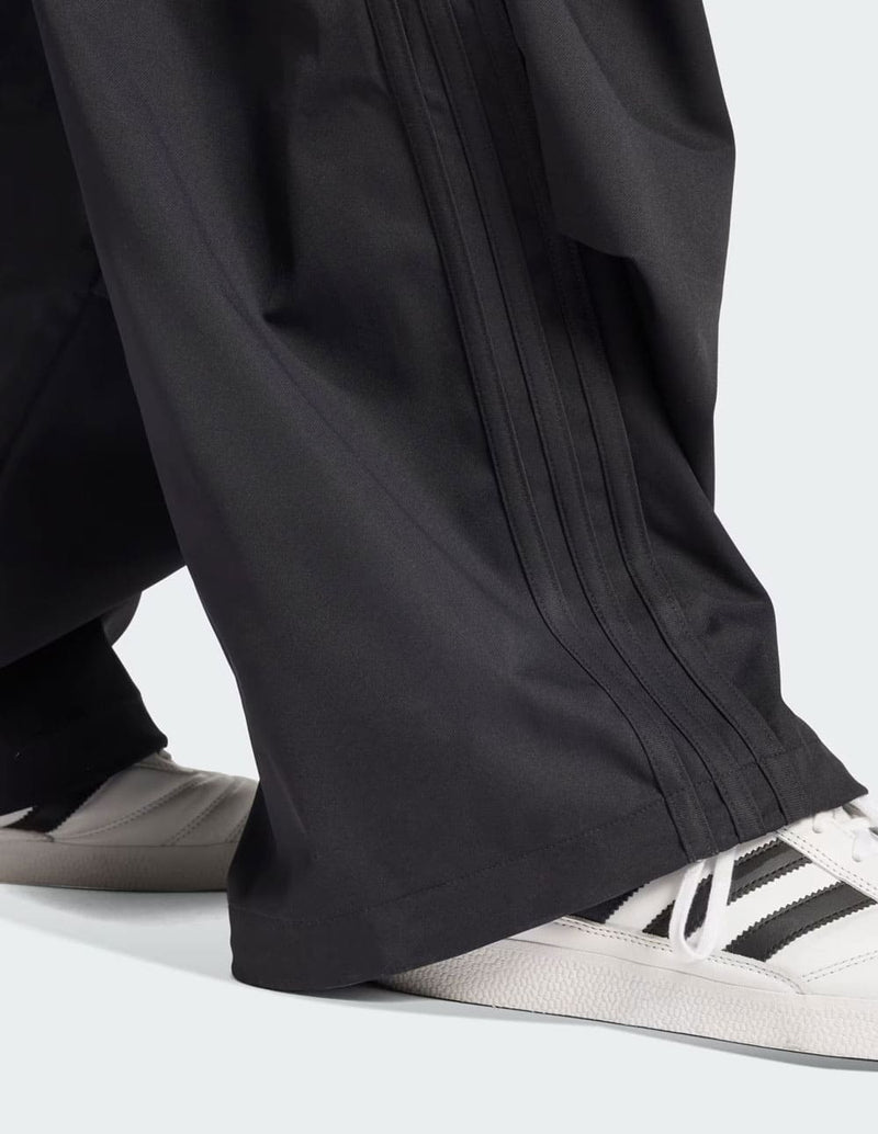 Pantalón adidas Parachuete Negro Hombre