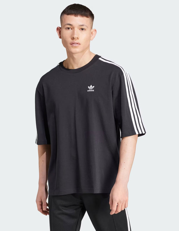 Camiseta adidas Oversized Negra Hombre