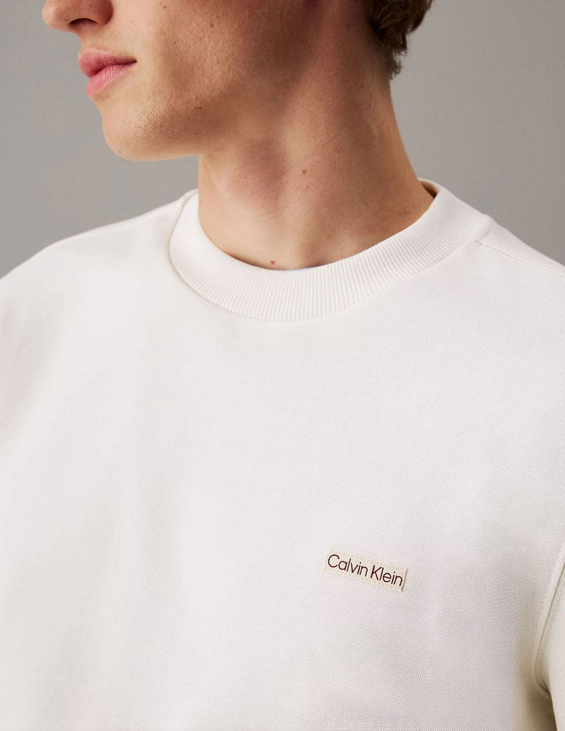 Sudadera Calvin Klein Jeans con Insignia Blanca Hombre