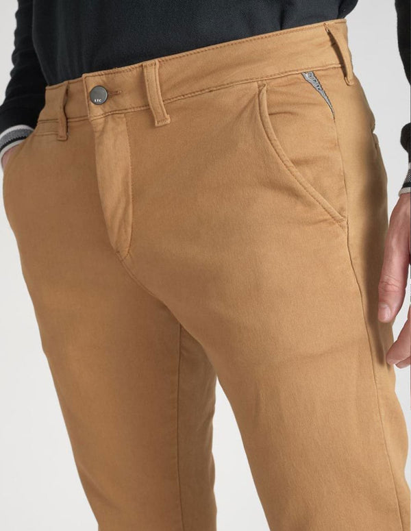 Pantalón Chino Le Temps des Cerises Kurt Marrón Hombre