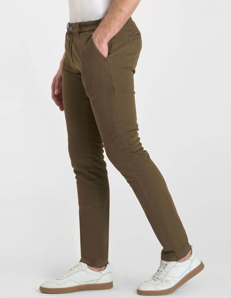 Pantalón Chino Le Temps des Cerises Kurt Marrón Hombre