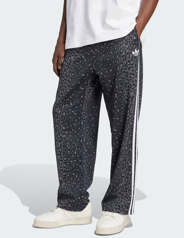 Pantalón adidas Firebird Loose Leopard Negro Hombre