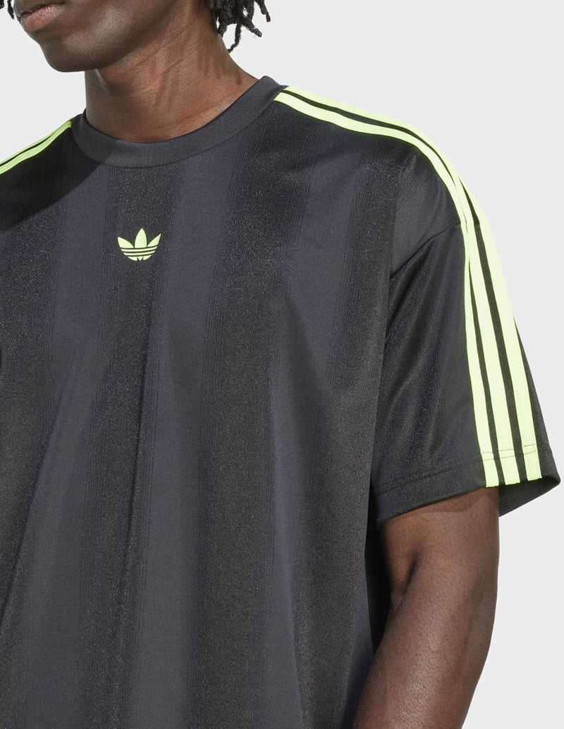 Camiseta adidas Jacquard Negra Hombre