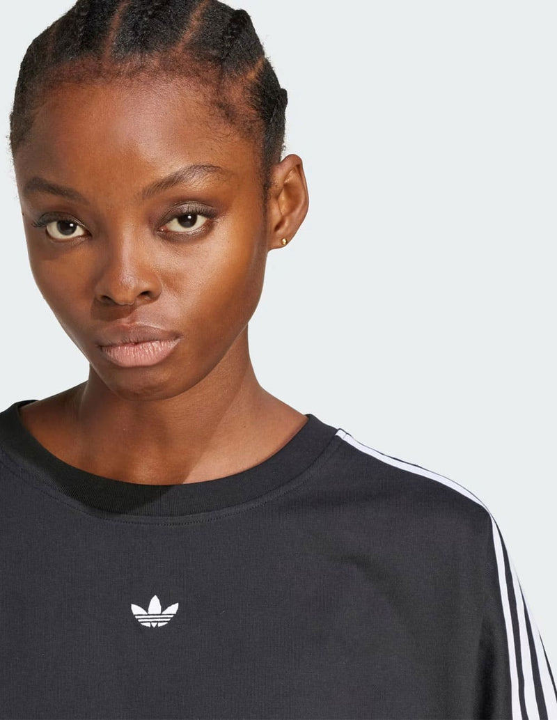 Camiseta adidas Adilenium Season 3 Boxy Oversized Negra Mujer