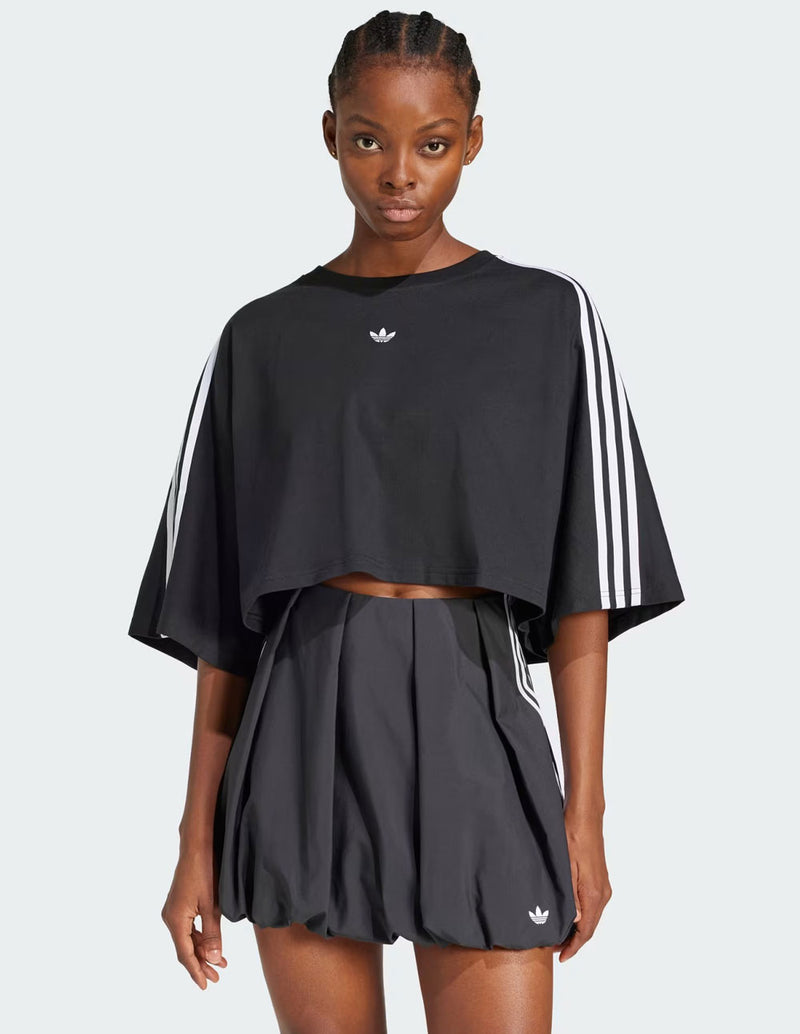 Camiseta adidas Adilenium Season 3 Boxy Oversized Negra Mujer