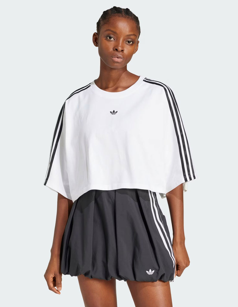 Camiseta adidas Adilenium Season 3 Boxy Oversized Blanca Mujer