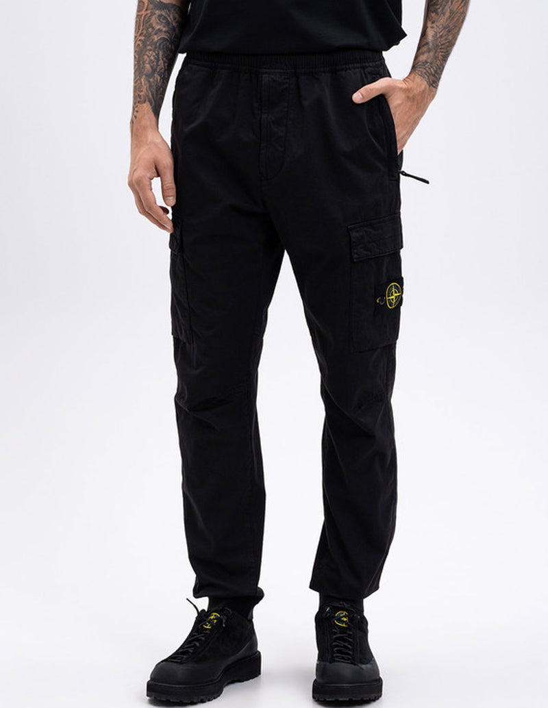 Pantalón Cargo Stone Island con Logo Negro Hombre
