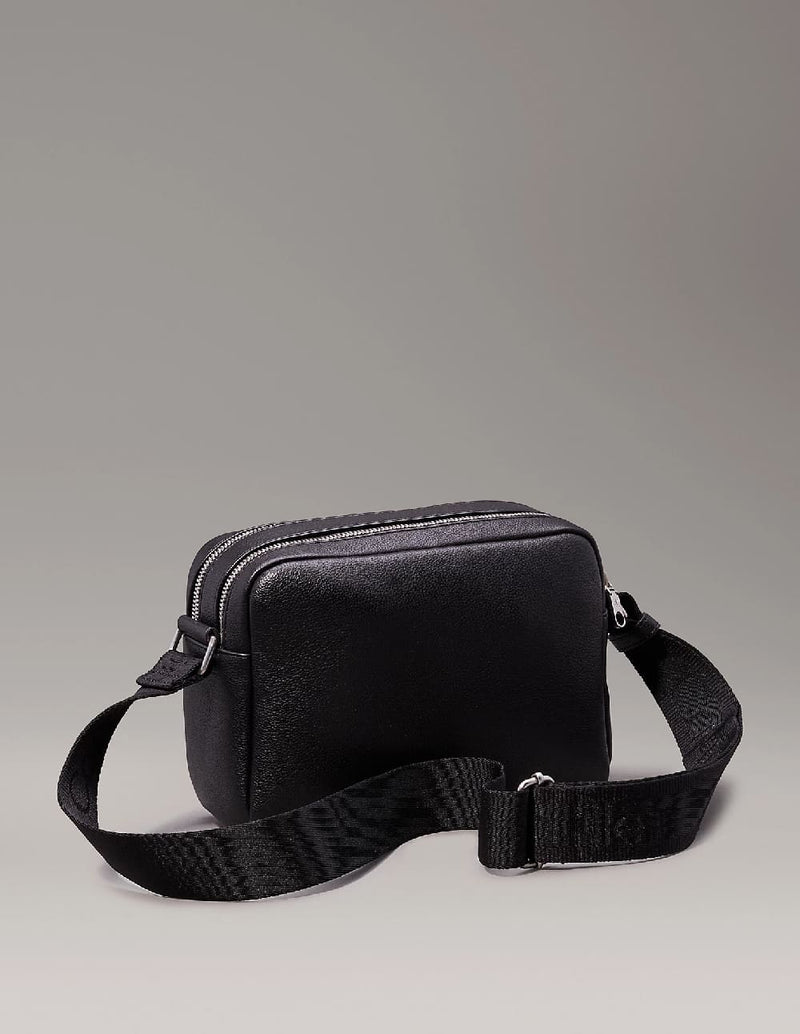 Bolso Calvin Klein Jeans con Logo Negro Mujer 16 x 21 x 9