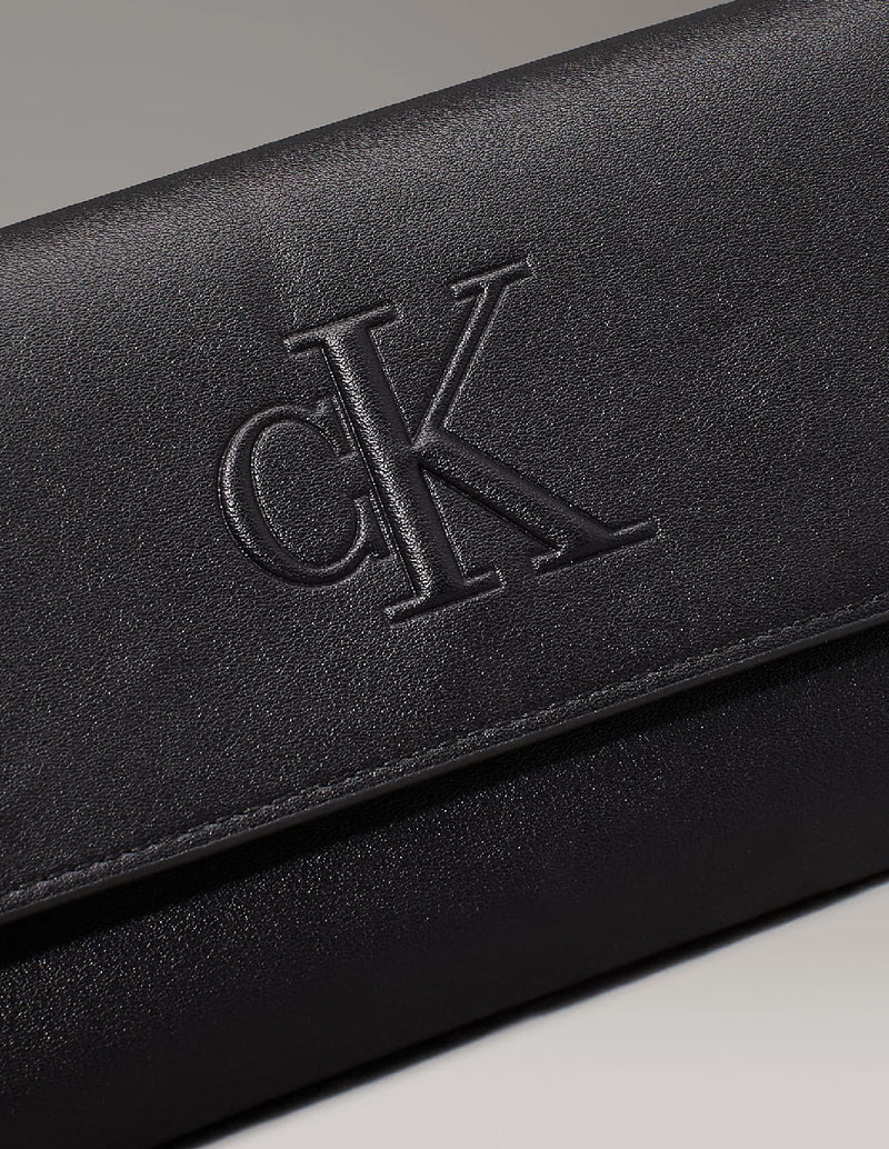 Cartera Bandolera Calvin Klein Jeans con Logo Negra Mujer 10 x 19 x 4