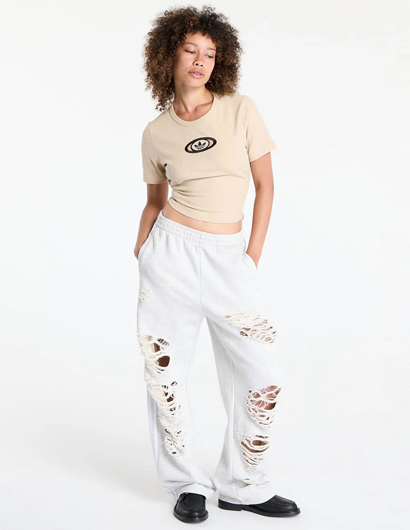 Camiseta adidas Campus 2000 Beige Mujer