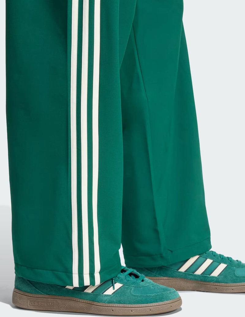 Pantalón adidas Dpt. Woven Firebird Verde Hombre