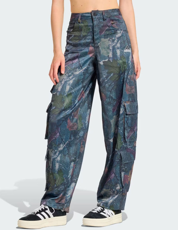 Pantalón adidas Leaf Camo Print Satin Azul Mujer