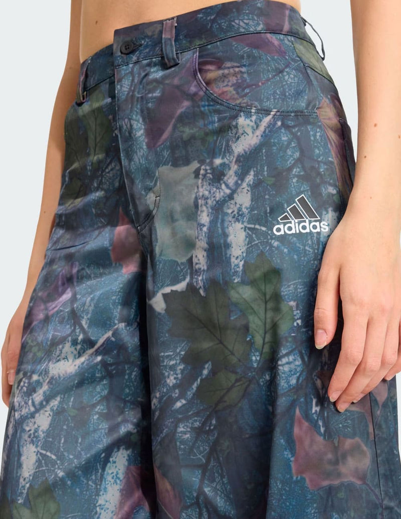 Pantalón adidas Leaf Camo Print Satin Azul Mujer