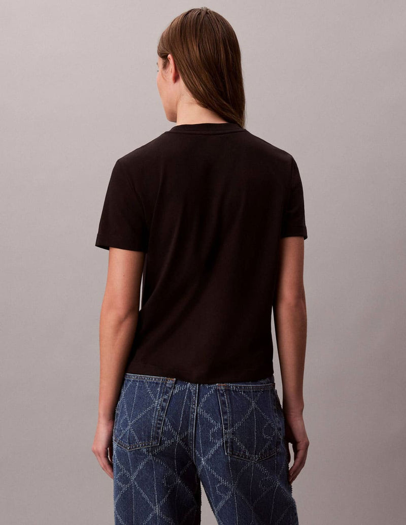 Camiseta Calvin Klein Jeans con Logo Negra Mujer
