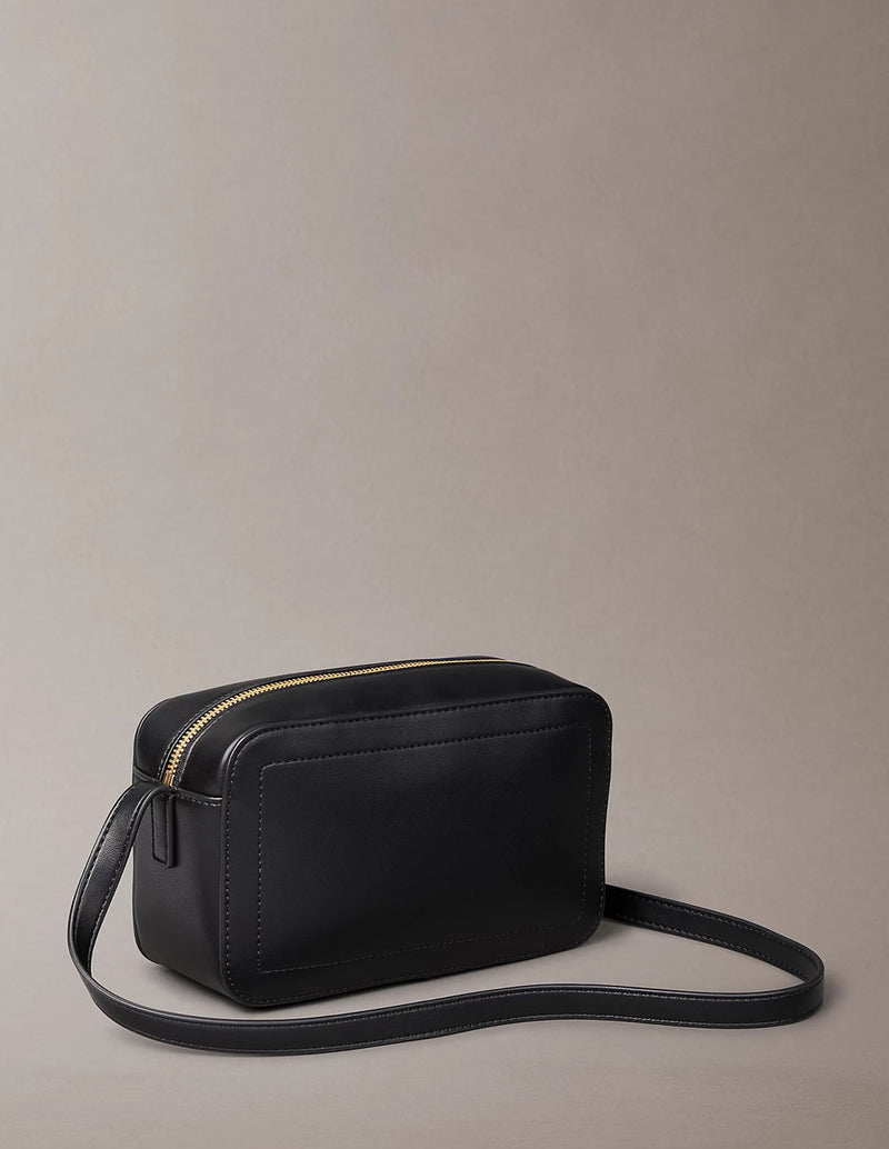 Bolso Calvin Klein Jeans con Logo Grabado Negro Mujer 13 x 21 x 9