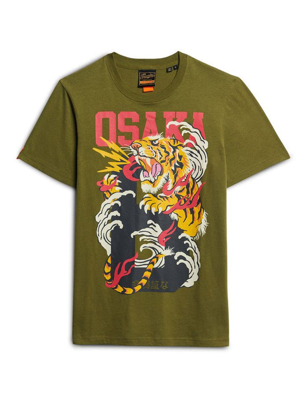 Camiseta Superdry Osaka 6 Narrative Verde Hombre