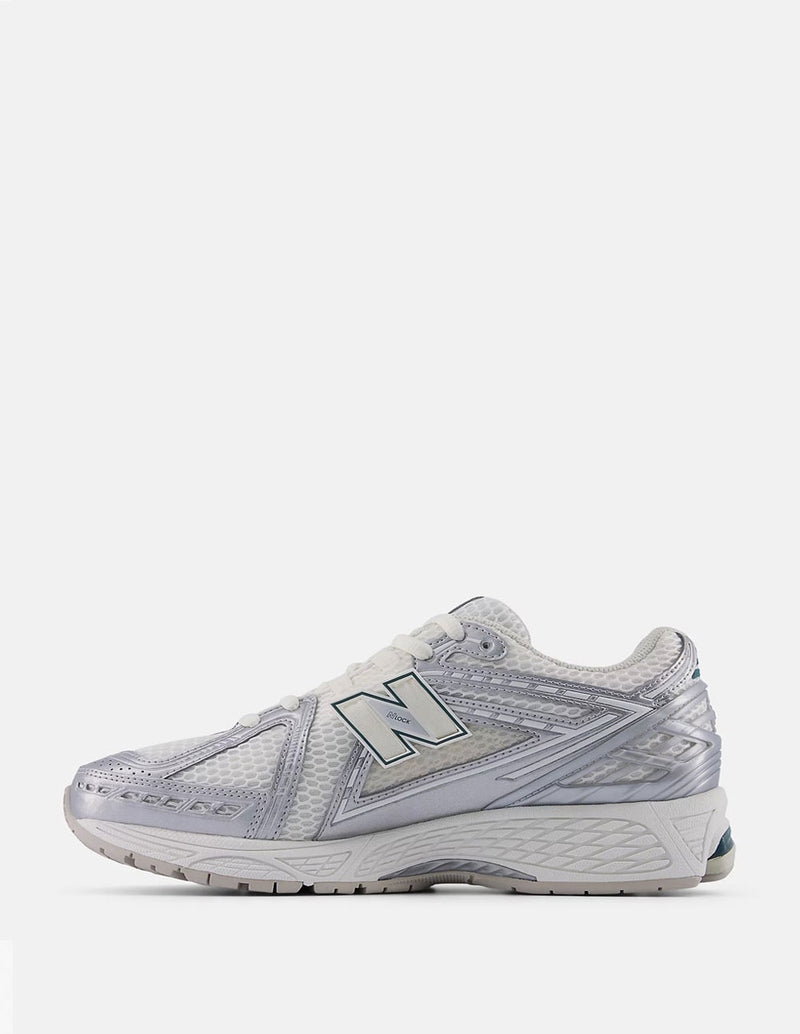 New Balance M1906R EE Grises y Blancas Unisex