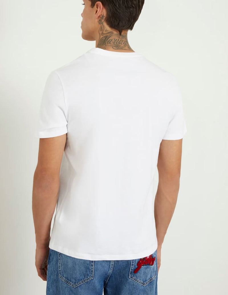 Camiseta GUESS con Parche Frontal Blanca Hombre