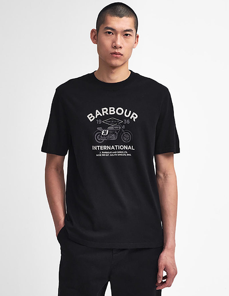 Camiseta Barbour Cafe Graphic Negra Hombre