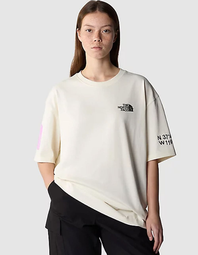 Camiseta The North Face con Estampado Gráfico NSE Beige Unisex