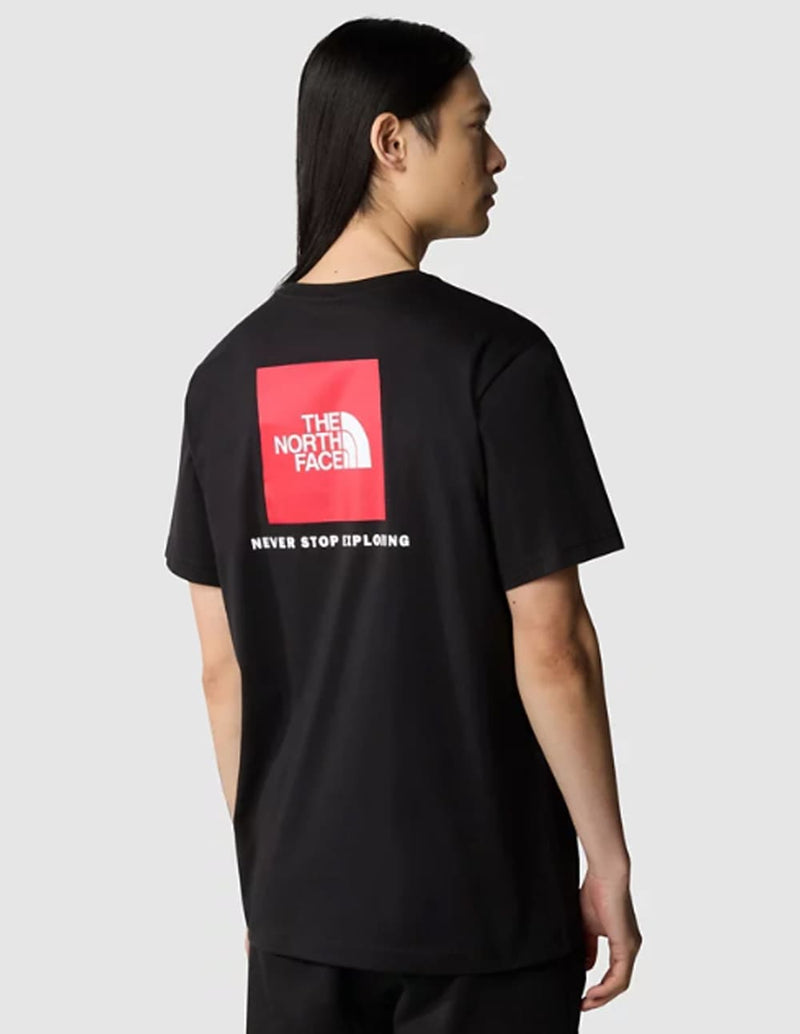 Camiseta The North Face Redbox Negra Hombre