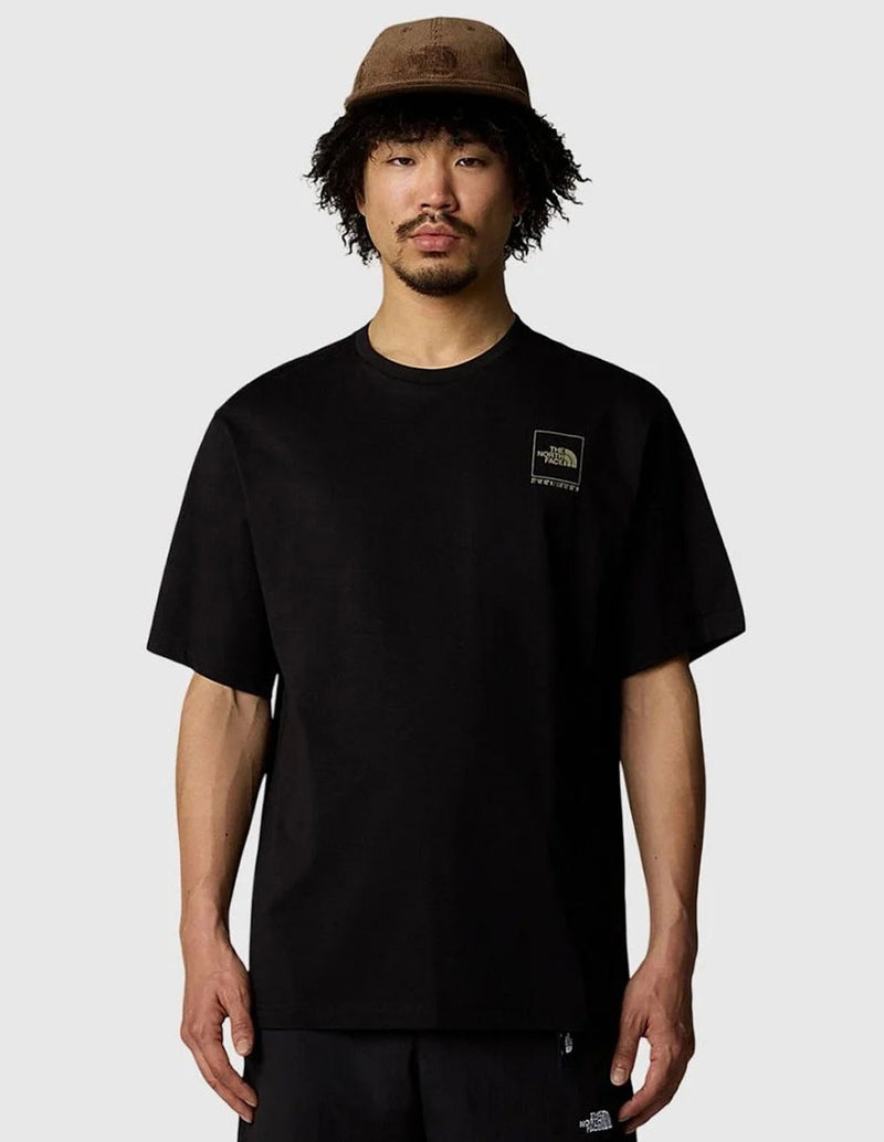 Camiseta The North Face Coordinates Negra Hombre