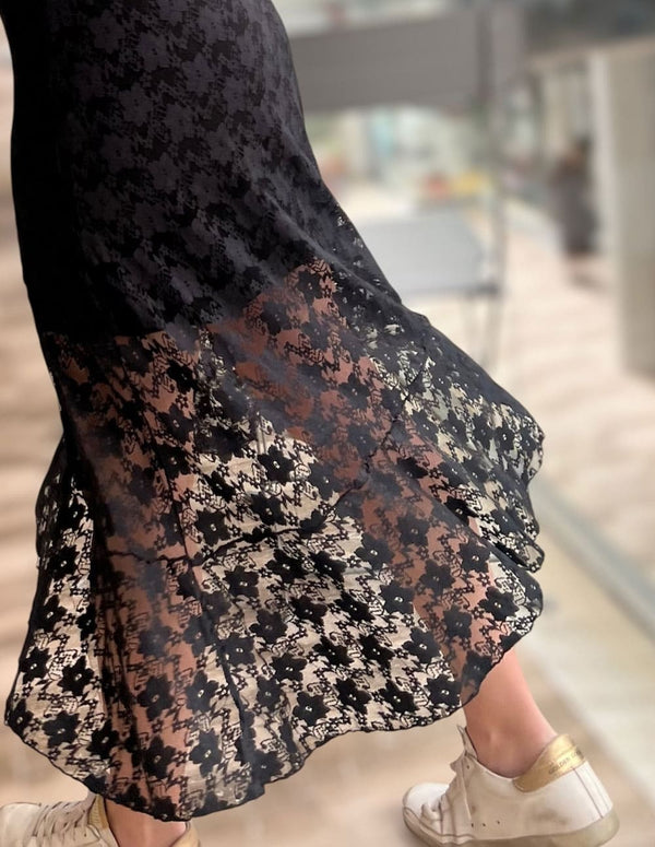 Falda Peace and Chaos Laceflower Negra Mujer