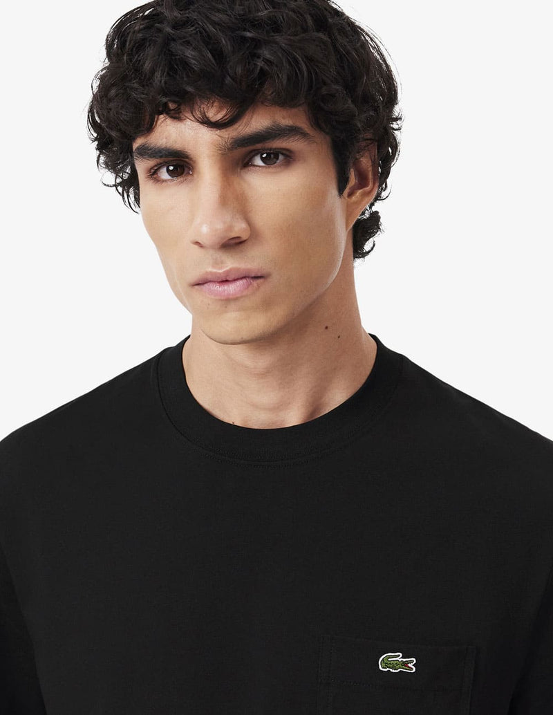 Camiseta Lacoste con Bolsillo Negra Hombre