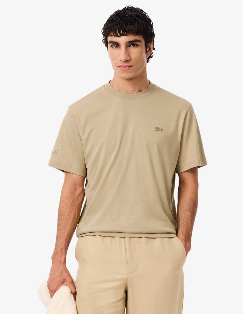Camiseta Lacoste con Logo Bordado Beige Hombre